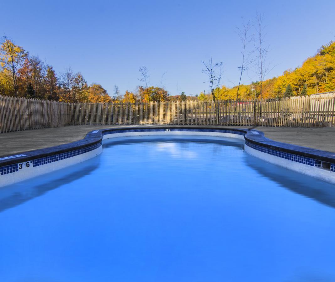 Rippling River Resort Marquette Buitenkant foto